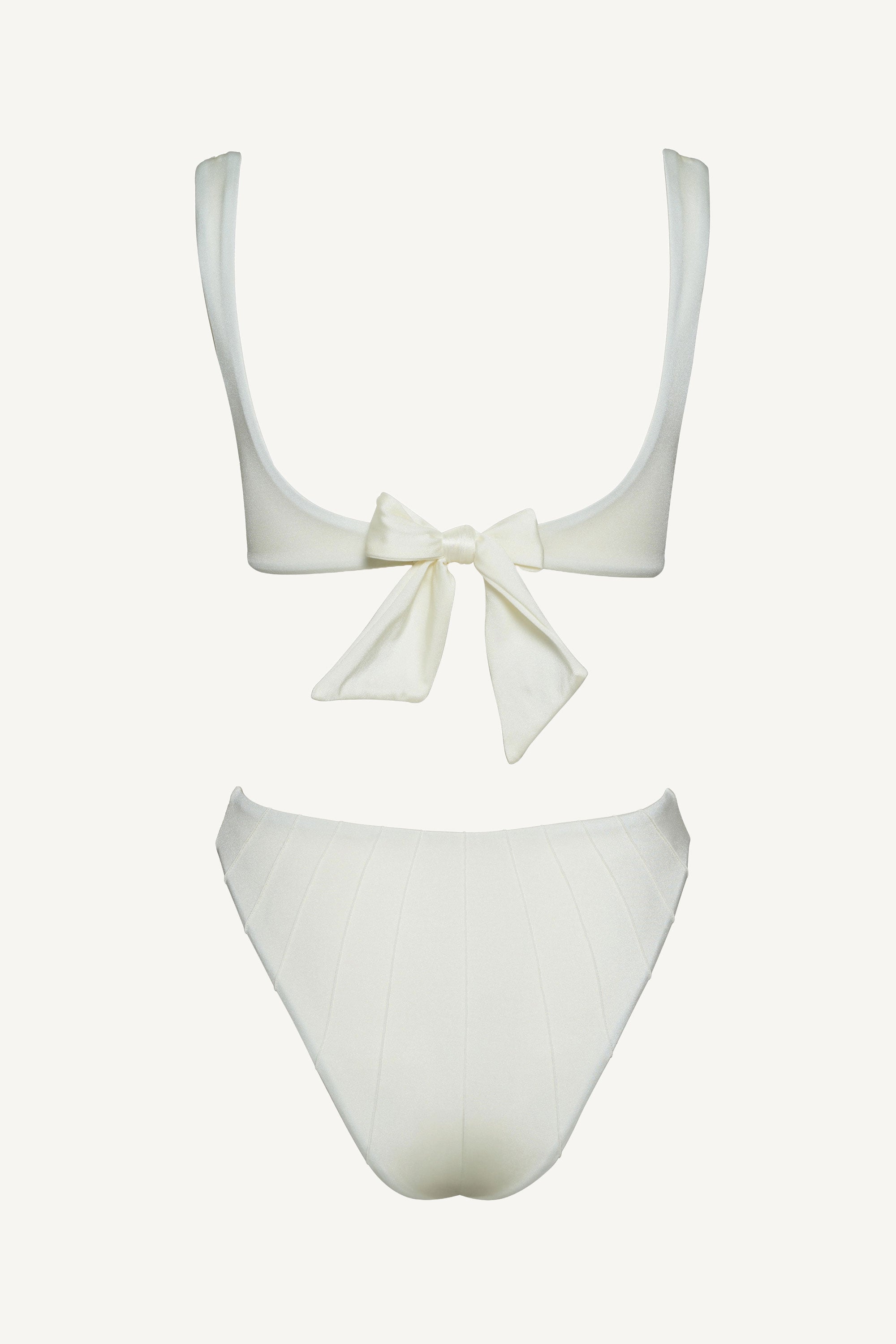 Pearl Coquillage Cut-Out One Piece