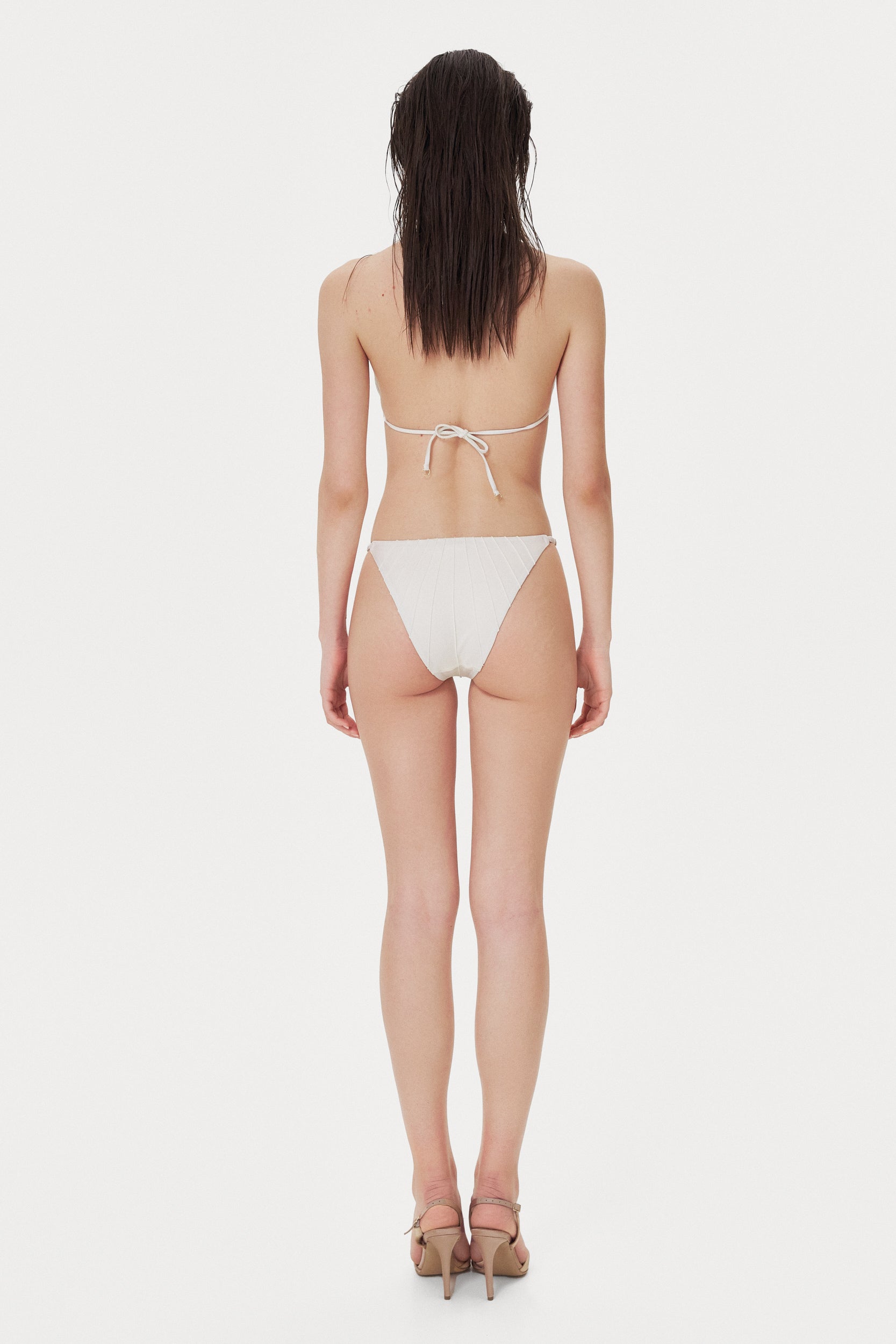 Pearl Coquillage Side Straps Bottom